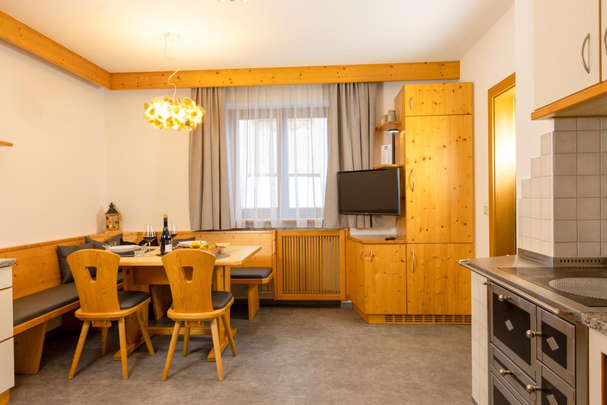 מונגואלפו Hotel Goldene Rose מראה חיצוני תמונה