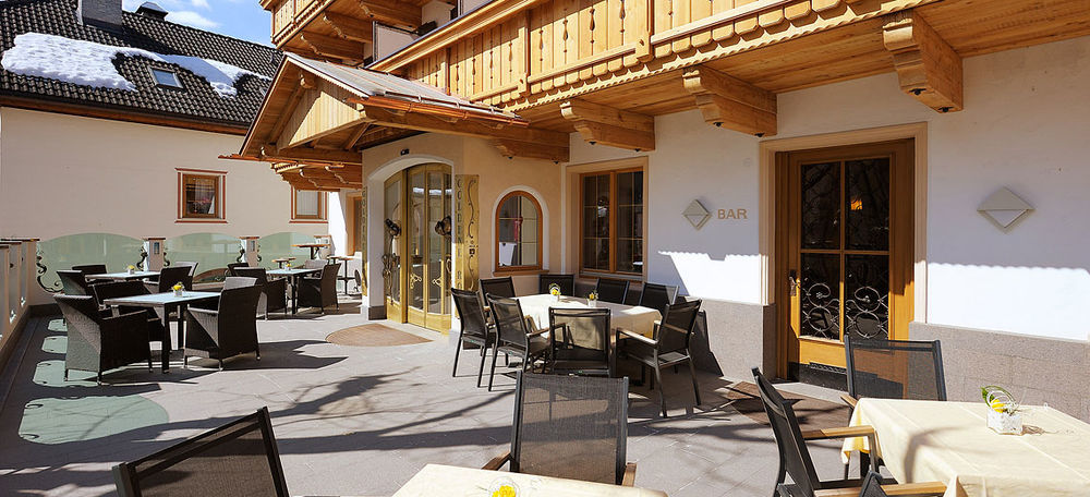 מונגואלפו Hotel Goldene Rose מראה חיצוני תמונה